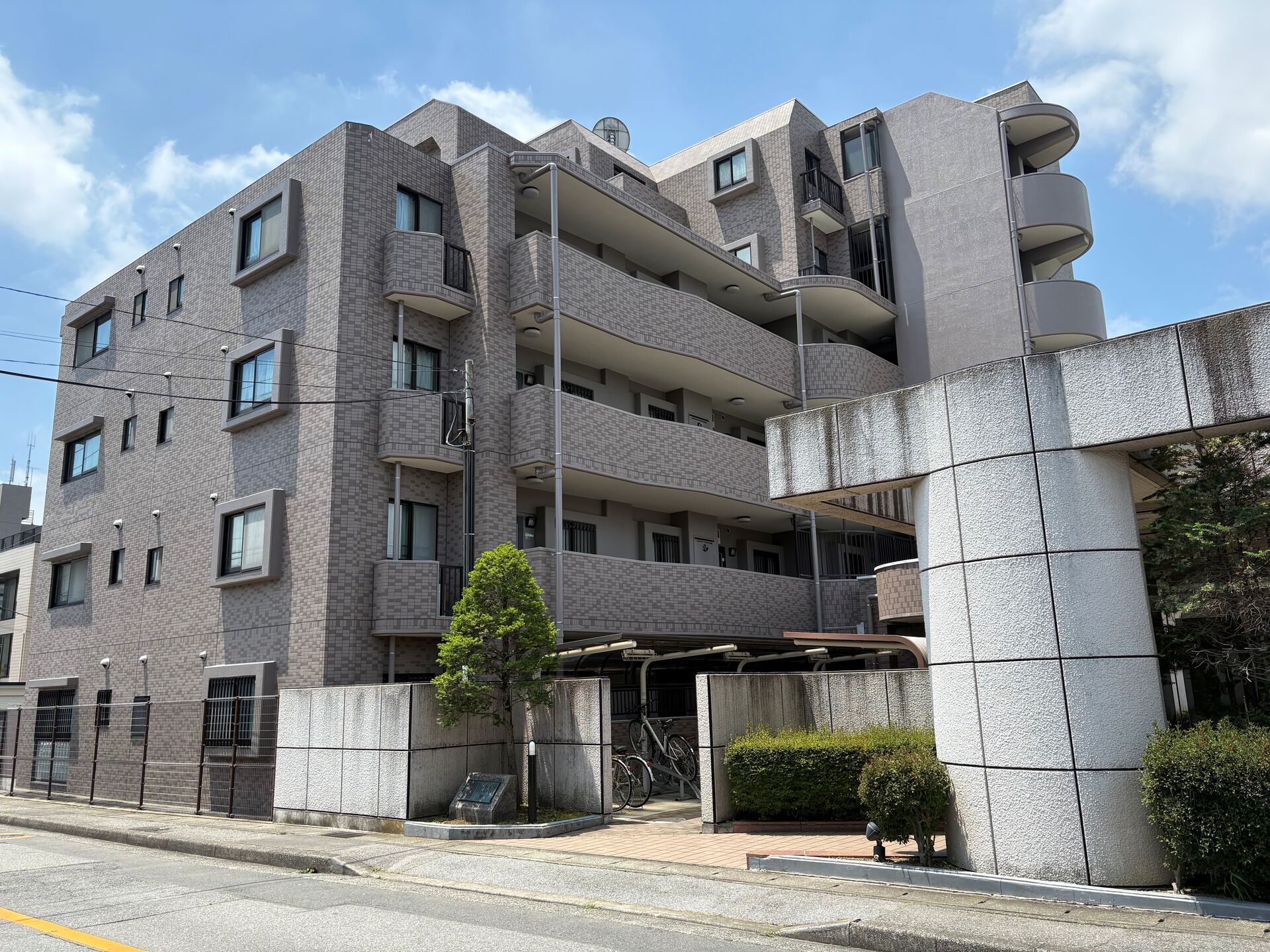 ★建物外観