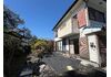 広いお庭と建物