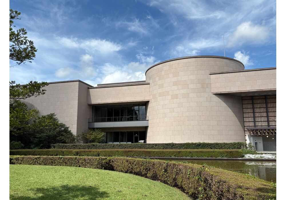 県立博物館