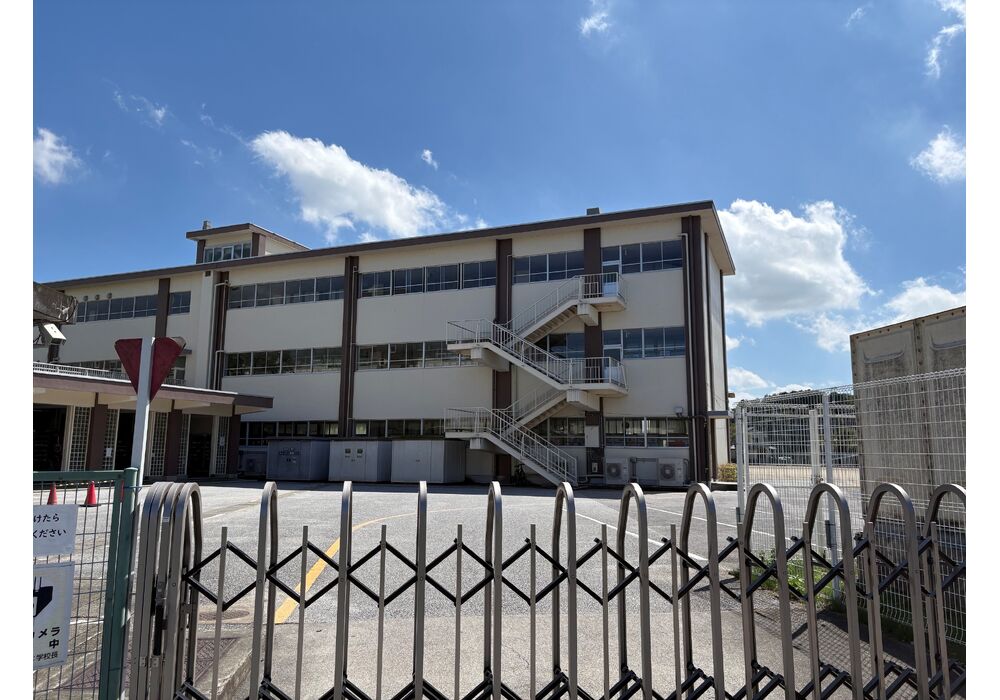 ★石井小学校